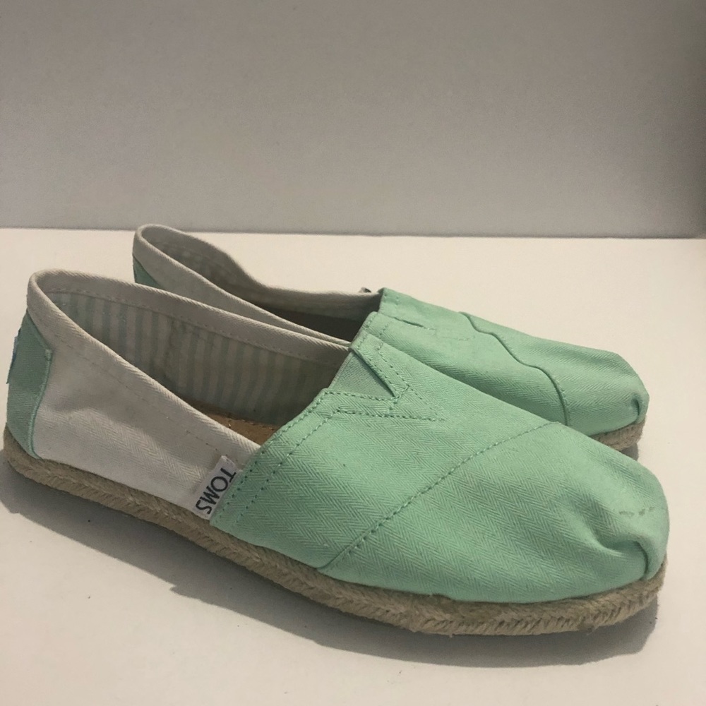 SOLD —TOMS Color Block Flats Canvas SZ 5.5